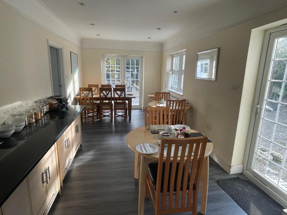 Oakhurst Gatwick Bed and breakfast