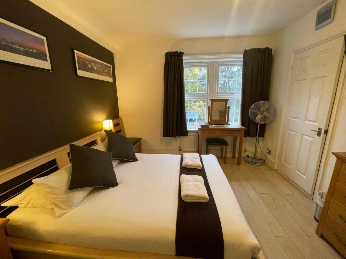 Oakhurst Gatwick 3* Crawley (West Sussex)