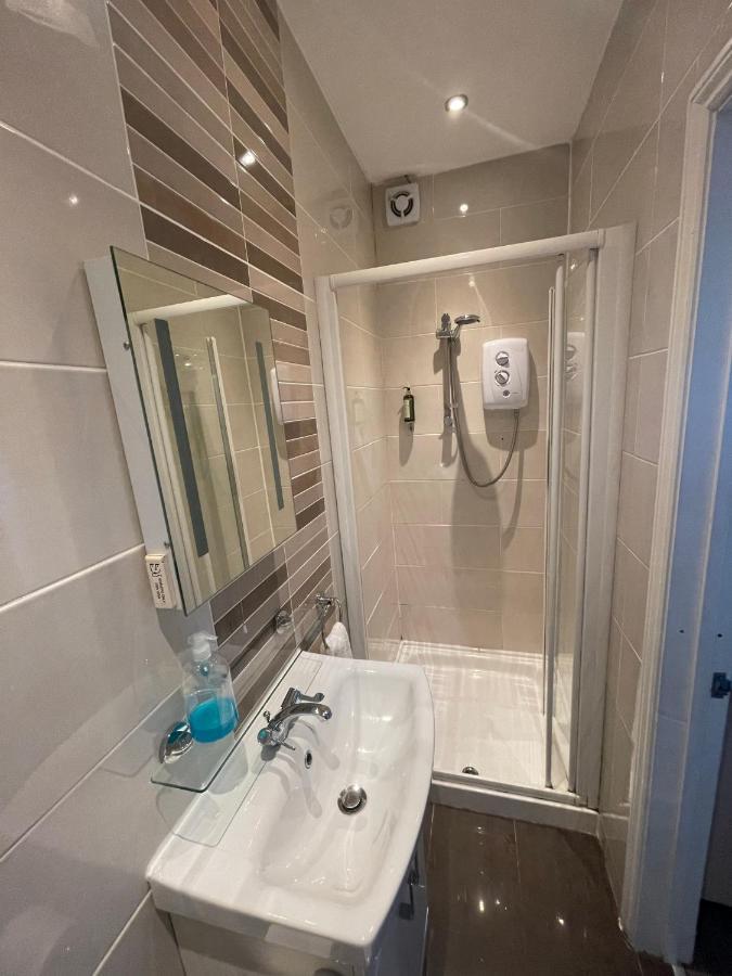 Bed & Breakfast Oakhurst Gatwick 3*